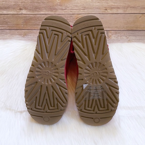 UGG Bailey Bow Diagonal Stripes Poppy Red Boots - Picture 8 of 8